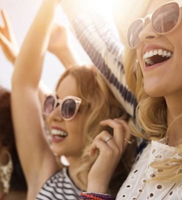 Spray Tan Spa Treatments to Book Before a Festival Blog Image