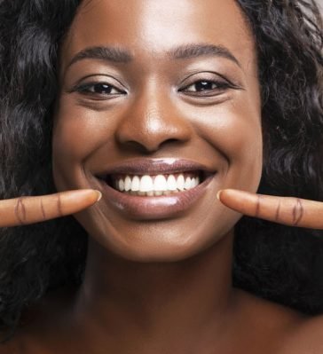 Teeth-Whitening-Berkhamsted-How-Teeth-Whitening-Improves-Your-Smile-and-Confidence-Blog-Image